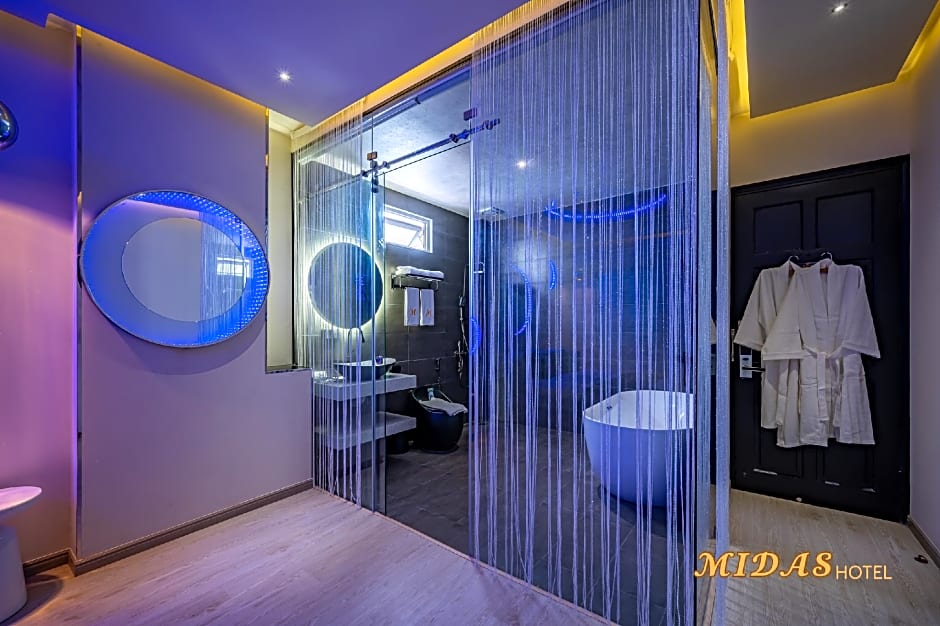 Midas Hotel