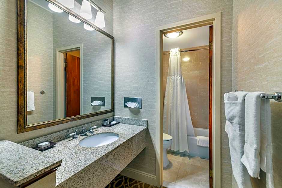 The Inn at Gran View Ogdensburg, Ascend Hotel Collection