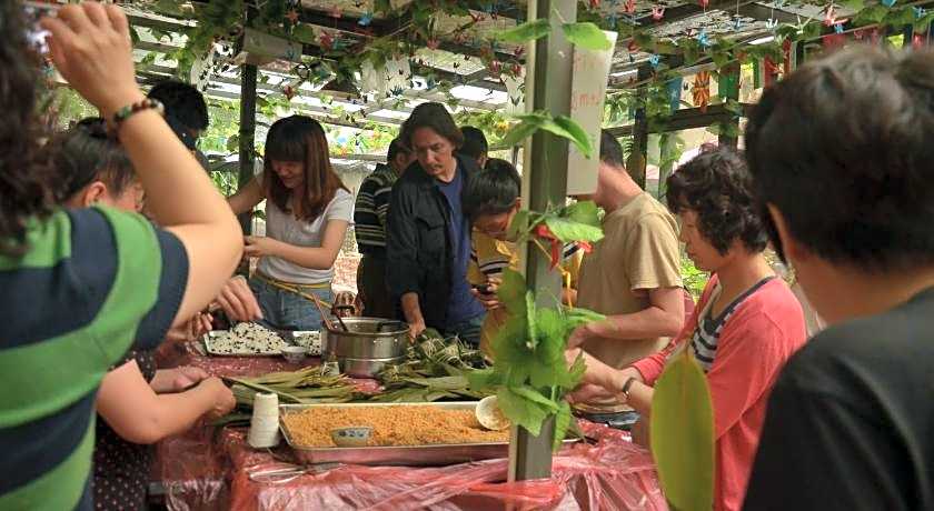 Shaoxing Luxun Native Place International Youth Hostel