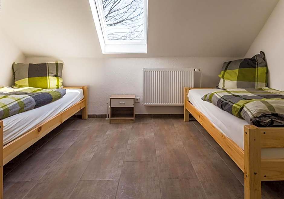 Photo 1 of 5 of Double Room