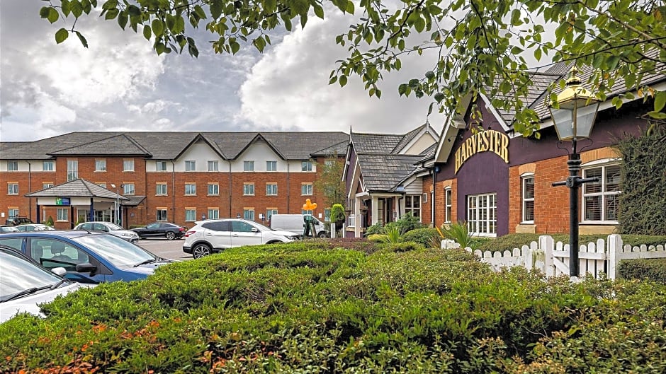 Holiday Inn Express London Gatwick Crawley By IHG