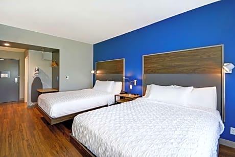 Queen Room with Two Queen Beds
