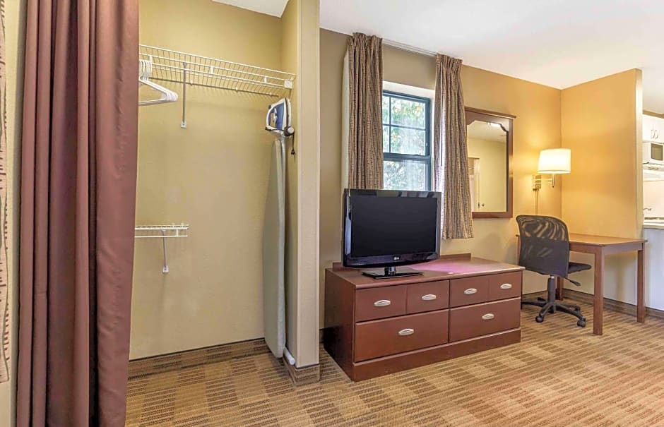 Extended Stay America Suites - Seattle - Bothell - West