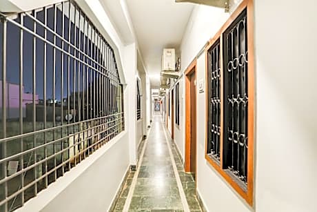 Hotel O Shree Ram Residency