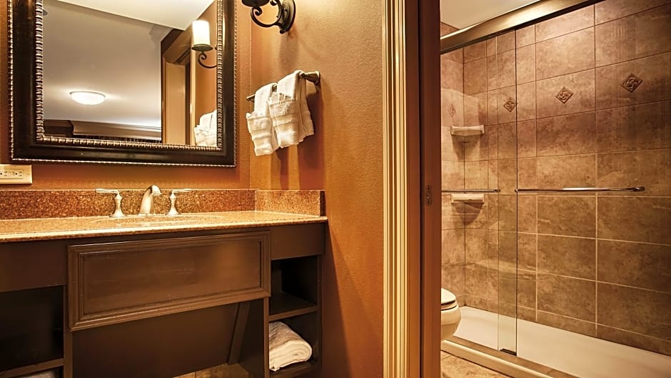 Best Western Plus French Quarter Courtyard Hotel