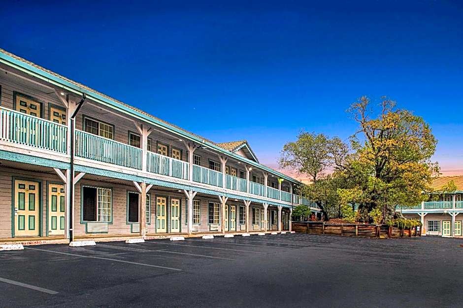 Super 8 by Wyndham Auburn