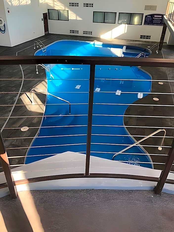 Boarders Inn & Suites by Cobblestone Hotels - Grand Island