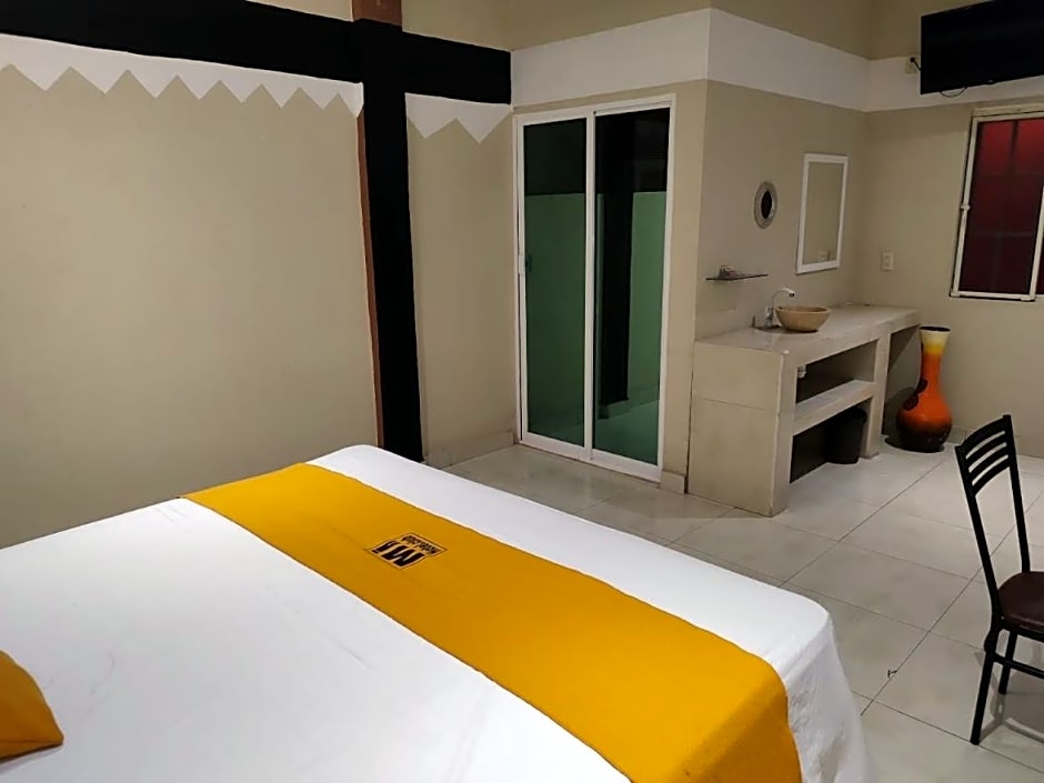 Mi Hotel Club