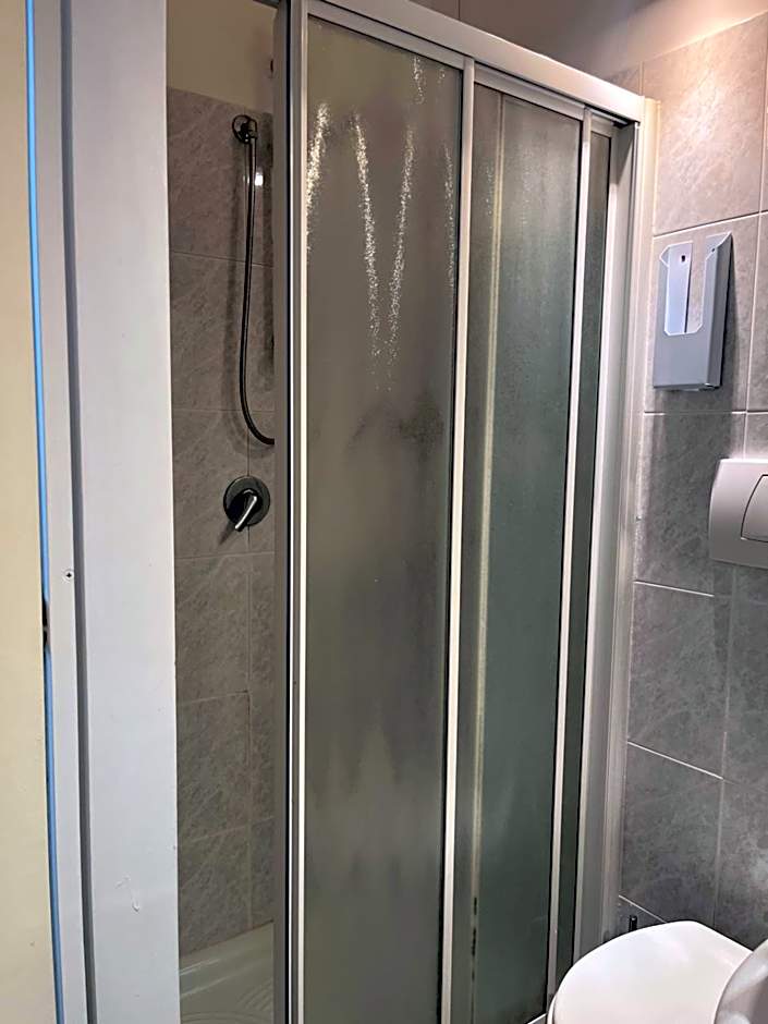 Hotel Mantegna Stazione, MantegnaHotels