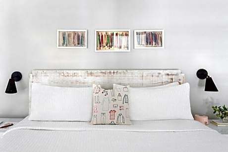 King Suite with Terrance