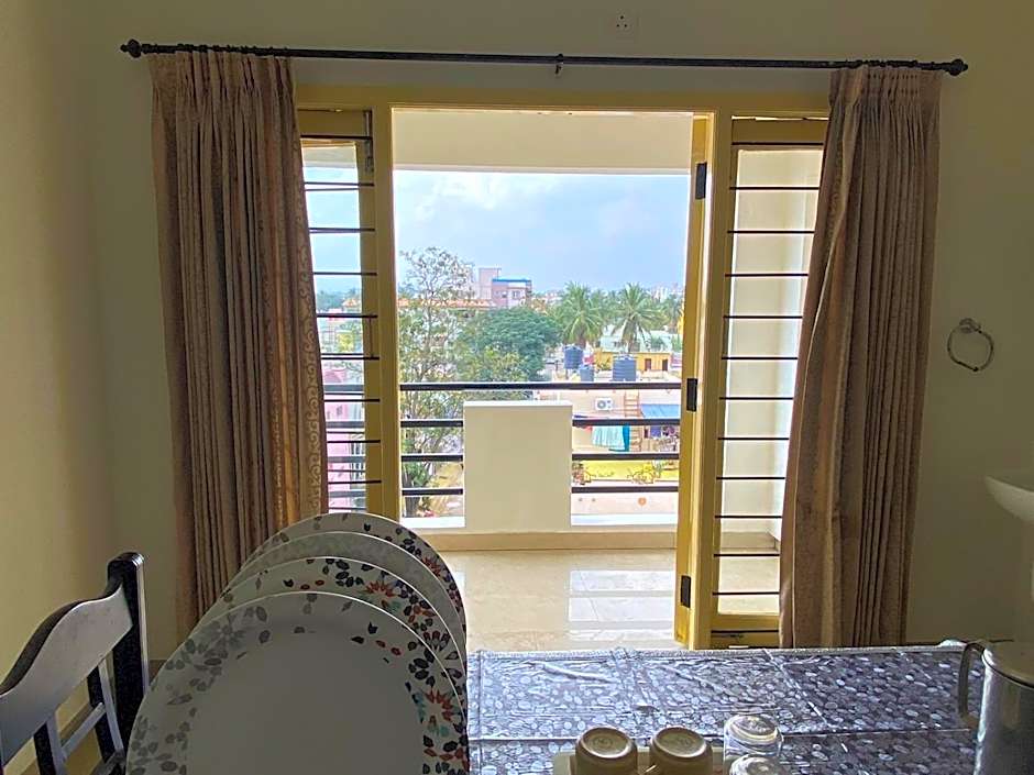 ThulasiRams Service Apartments