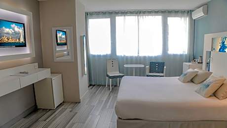 Classic Double or Twin Room