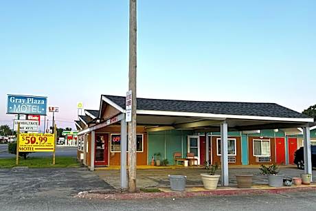 Gray Plaza Motel Benton Rend Lake I-57