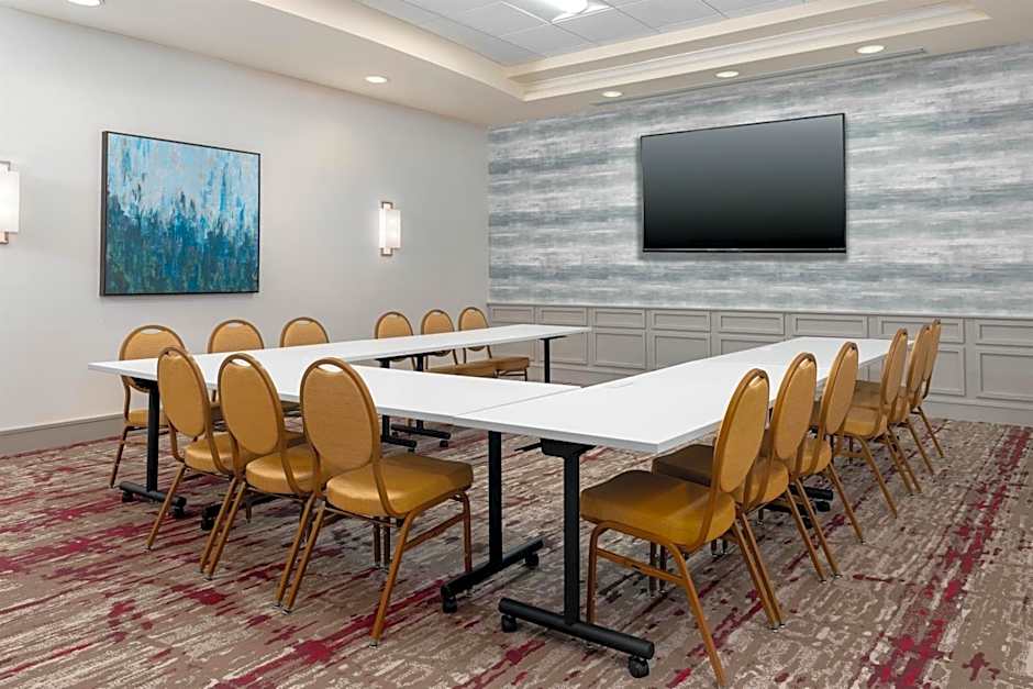 Hilton Garden Inn Wayne