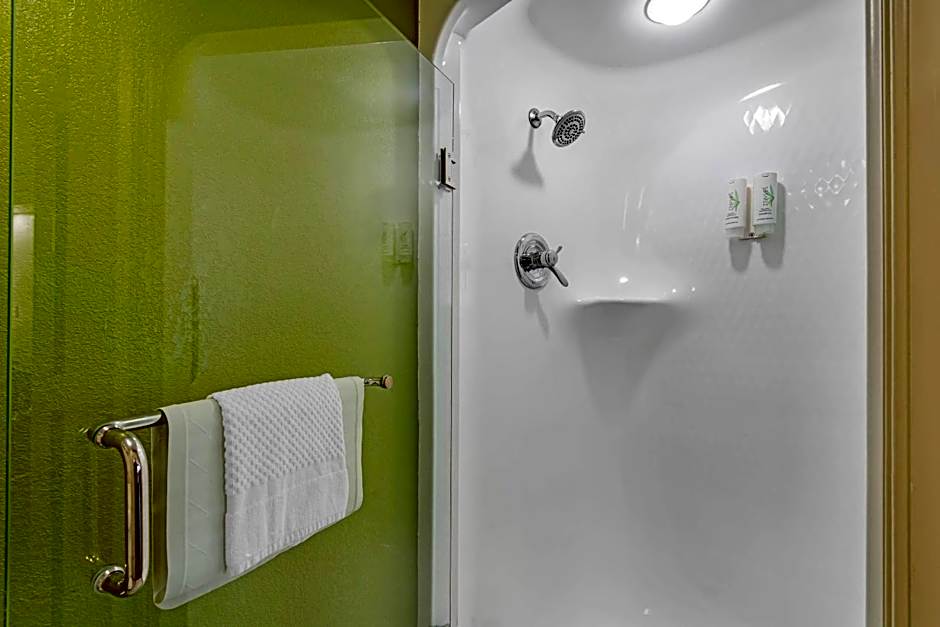 Sleep Inn Near Busch Gardens/USF