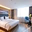 Yeste International Hotel (Helong Store)