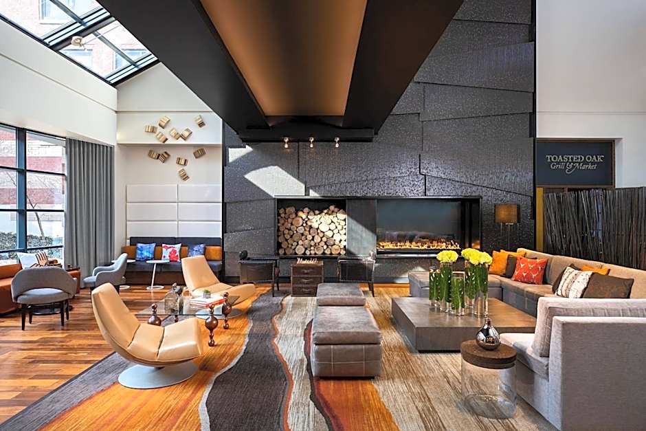 The Baronette Renaissance by Marriott Detroit-Novi Hotel