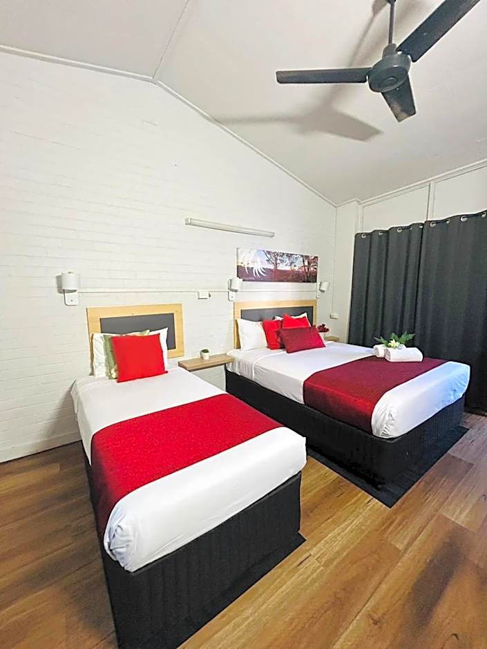 Downs Motel