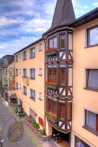 Weinhotel Hubertus Garni