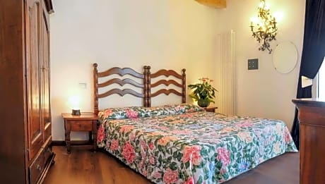 Superior Deluxe Double or Twin Room