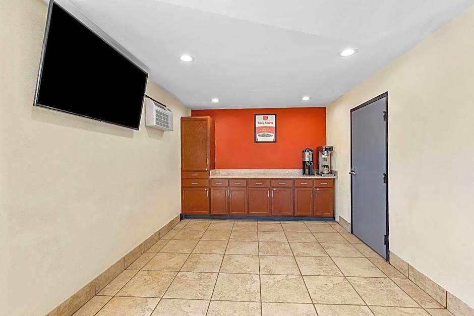 Econo Lodge Akron Copley Northwest