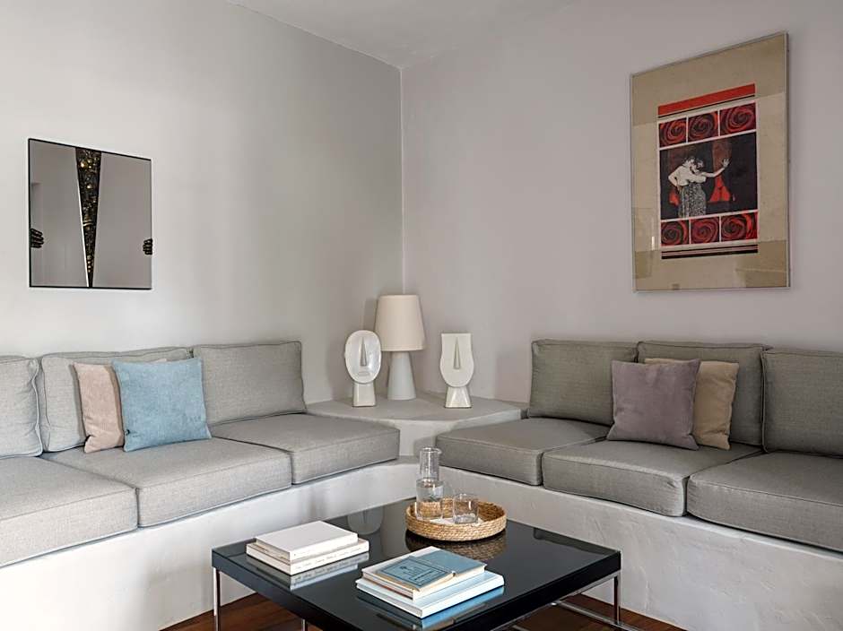 Petra Hotel & Suites