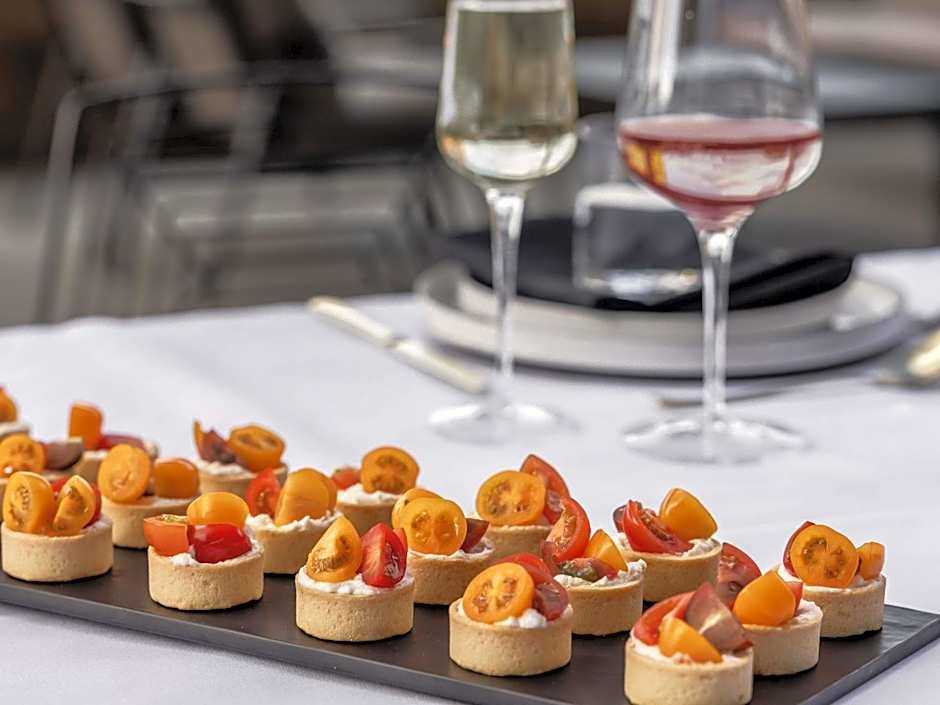 Wonil Hotel Perth, Handwritten Collection