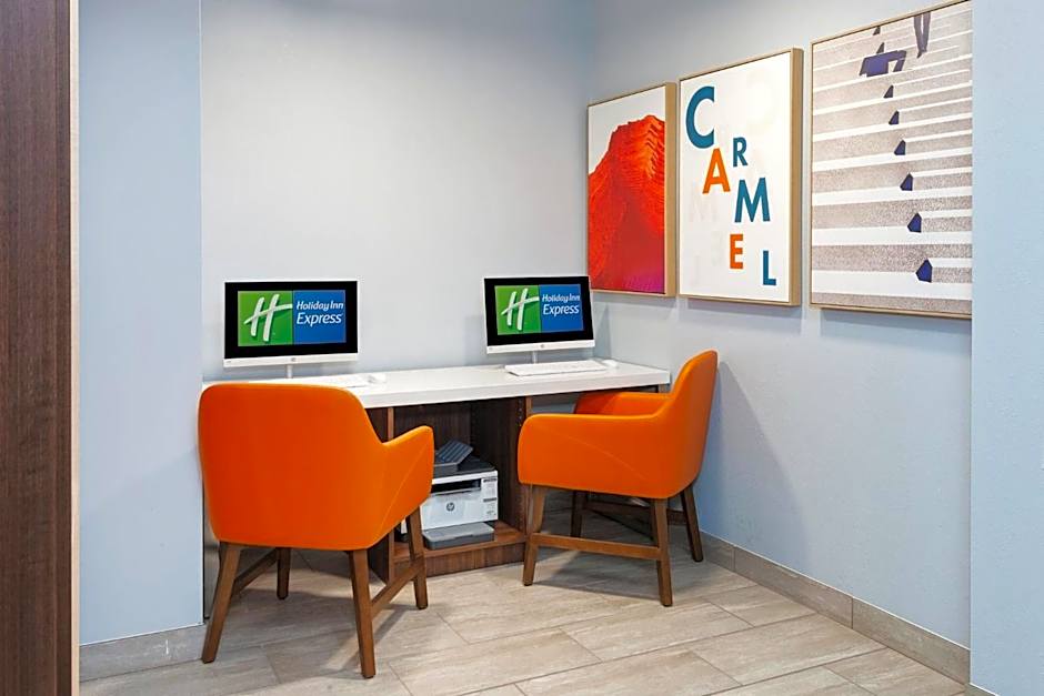 Holiday Inn Express & Suites Carmel North  Westfield By IHG