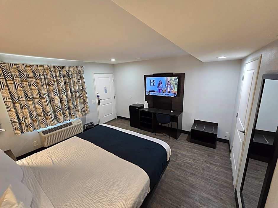 Motel 6 Los Angeles, CA - Downtown