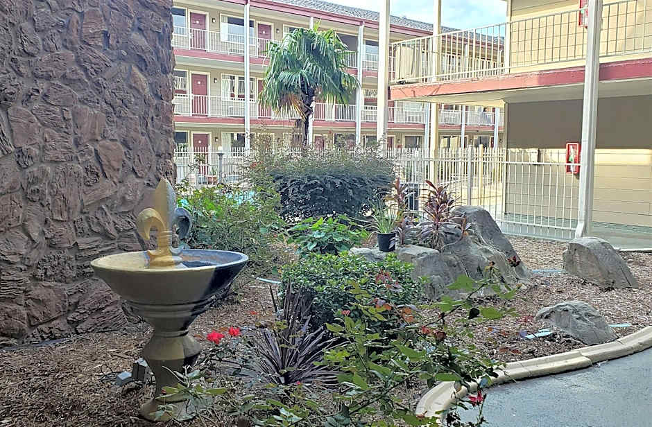 Red Roof Inn Kenner - New Orleans Airport NE