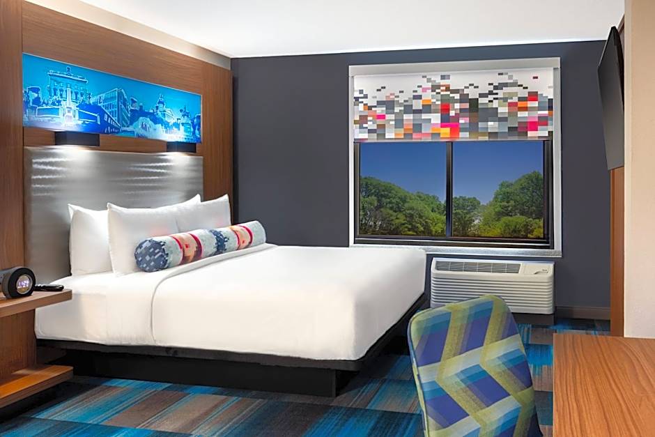 Aloft Columbia Harbison