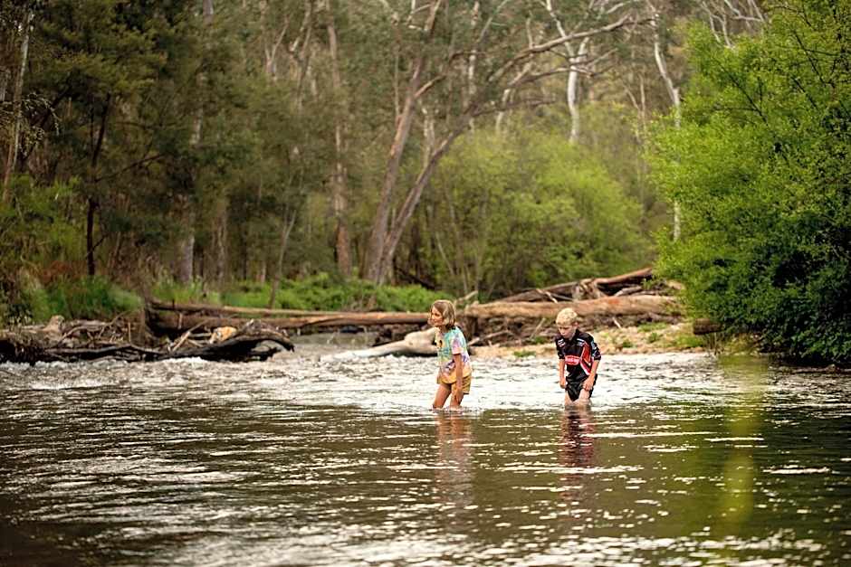 Discovery Parks - Bright