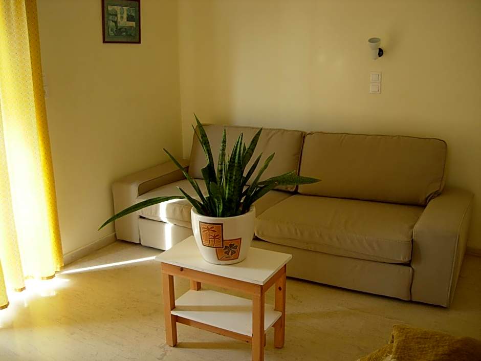 Philippos Studios & Apartments