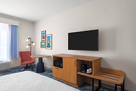 1 King W/Sofabed Nonsmoking