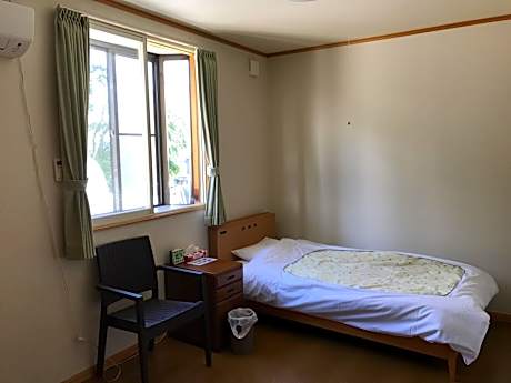 Single Room Non-Smoking