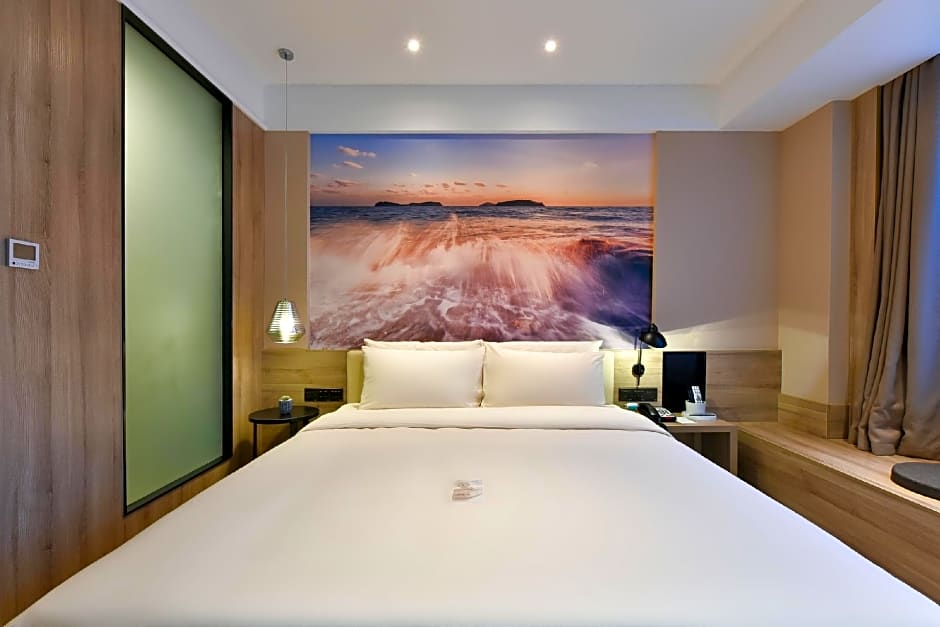 Atour Hotel Dalian Lvshunkou