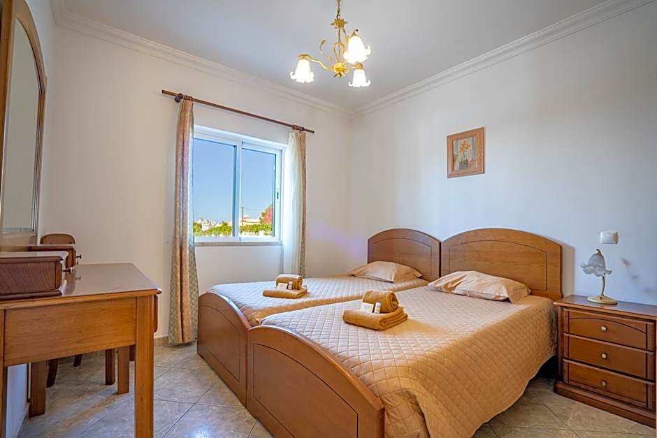 Torre da Aldeia by Portugalferias