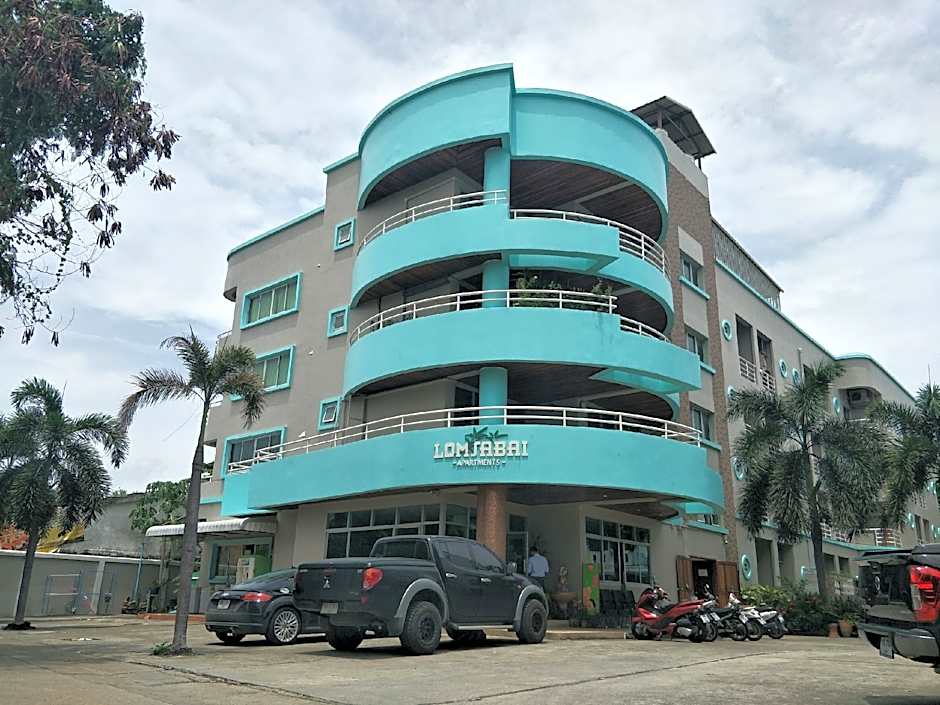 Lomsabai Apartments Chon Buri