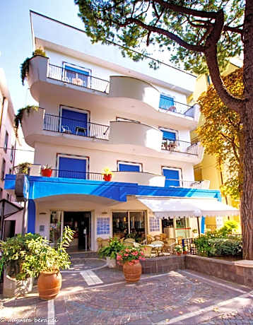 Hotel Adria B&B - Colazione fino alle 12