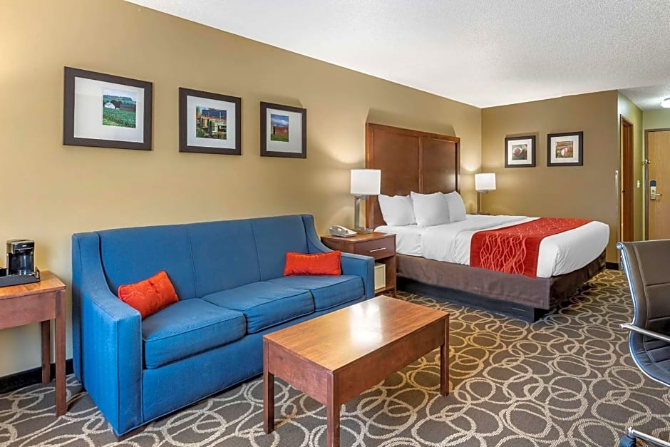 Comfort Inn Dyersville Near the Field of Dreams