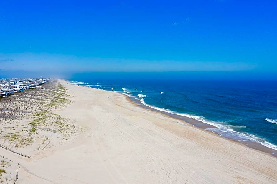 Surf City Hotel