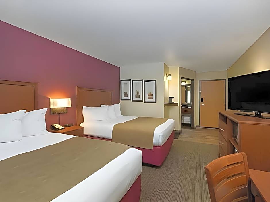 AmericInn by Wyndham Merrill
