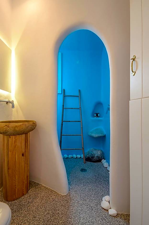 Naxos Euphoria Suites