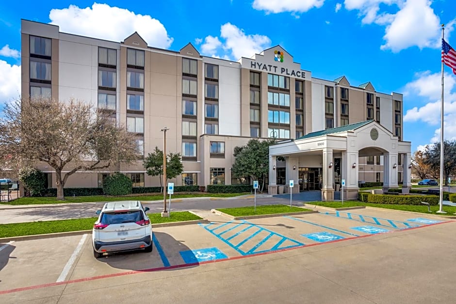 Hyatt Place Fort Worth / Cityview