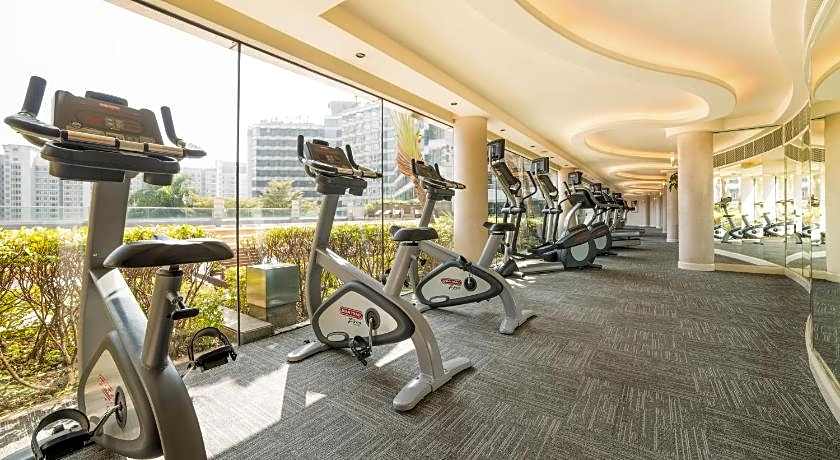 Harbour Plaza Metropolis