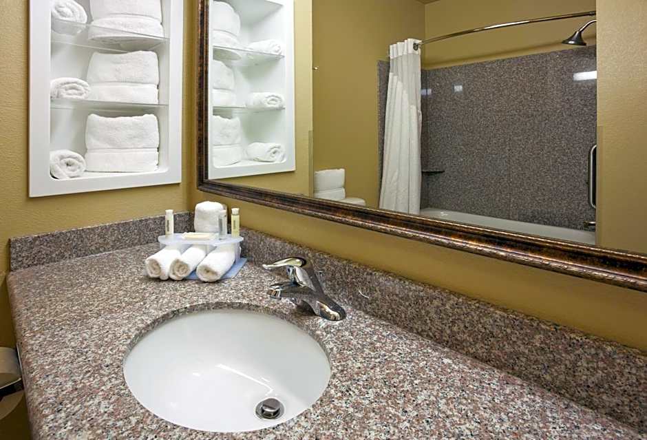 Baymont Inn & Suites by Wyndham Sturgis