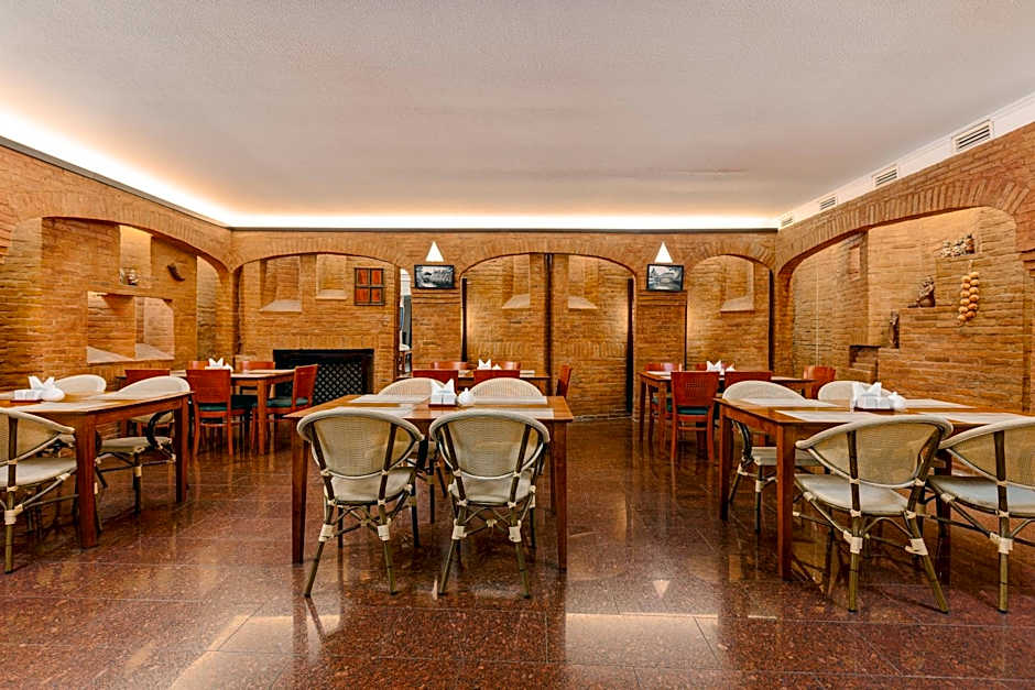 Sharden Hotel
