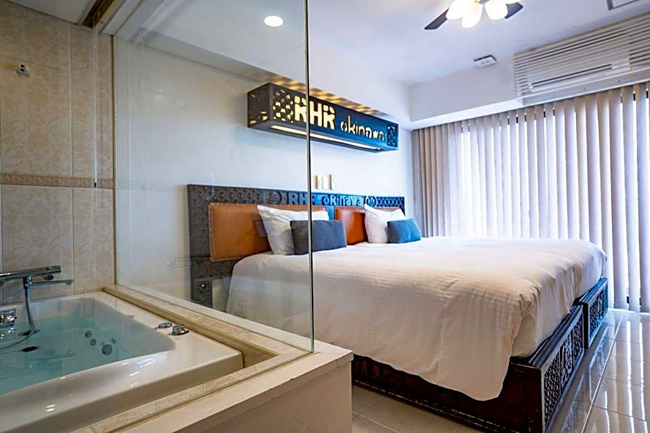 Royal Hotel
