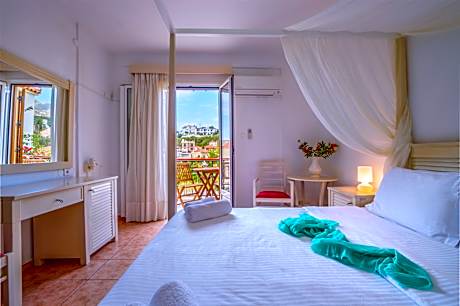 One Bedroom suite with Sea View