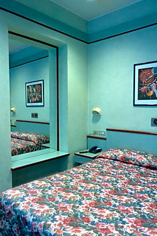 Economy Triple Room